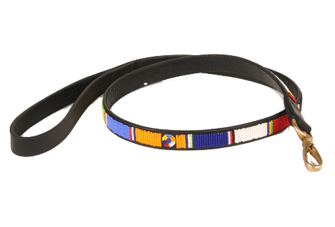 Ошейник и поводок из бисера Ошейник и поводок из бисера