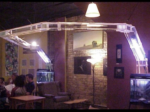 �������