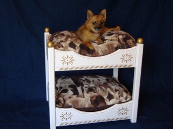 Двухэтажная кровать для собак Двухэтажная кровать для собак